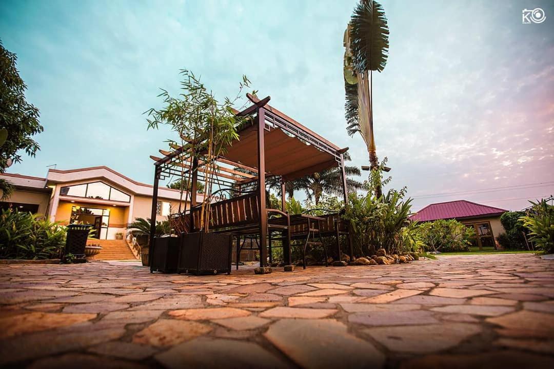 Sweet Garden Hotel Kumasi Exterior foto